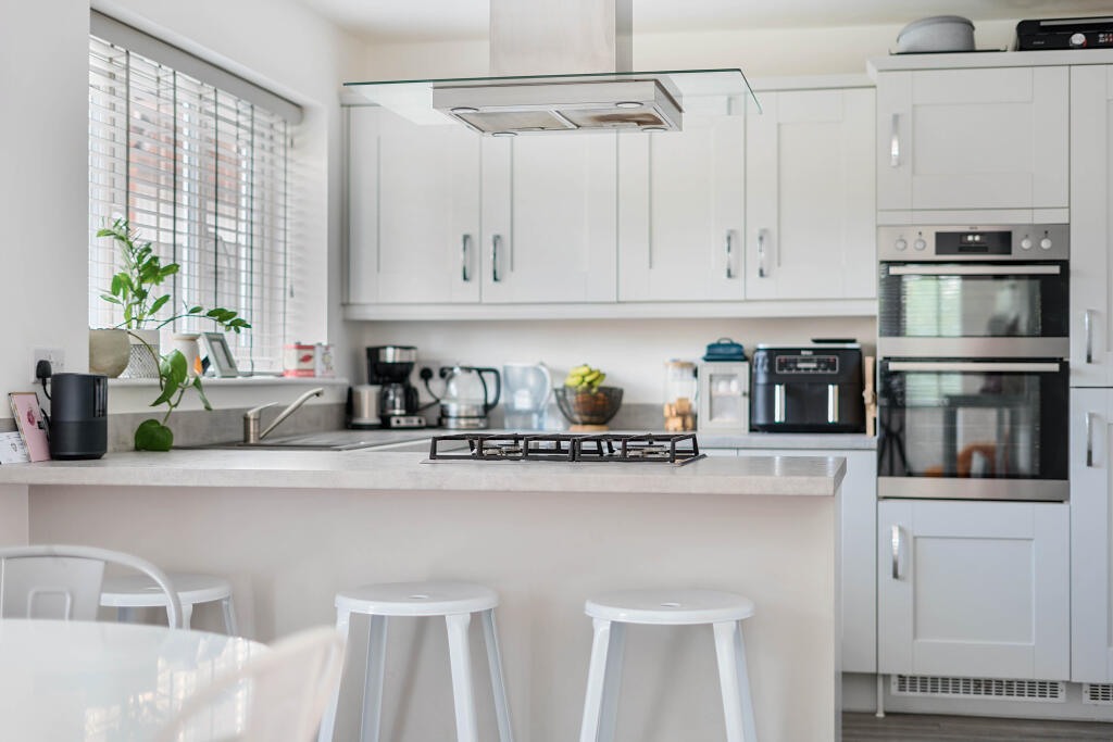 1301422106837226c81606