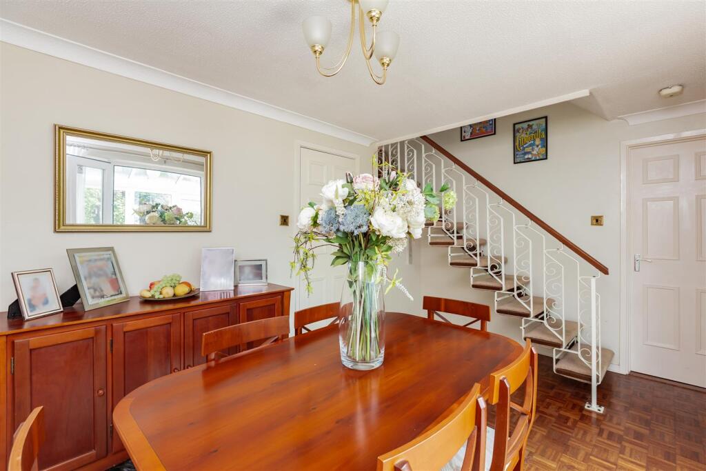 76 Seven Acres-HR7.jpg