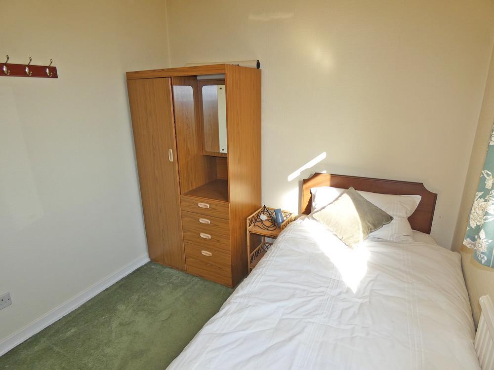 2283bed3c.jpg