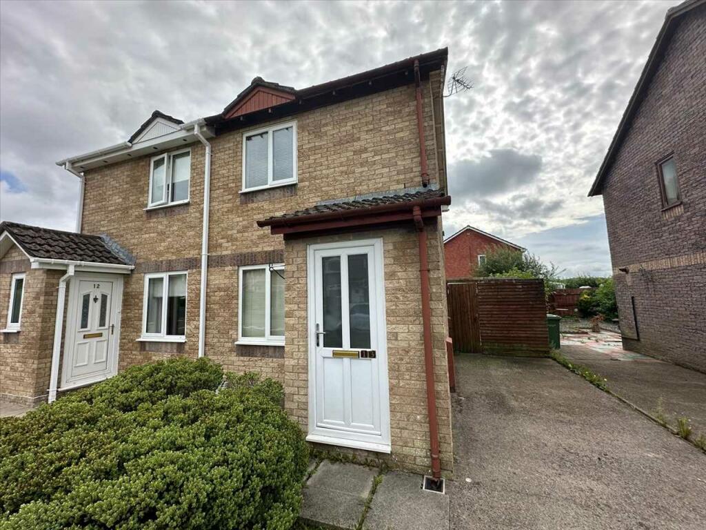 Front Garden &amp;
