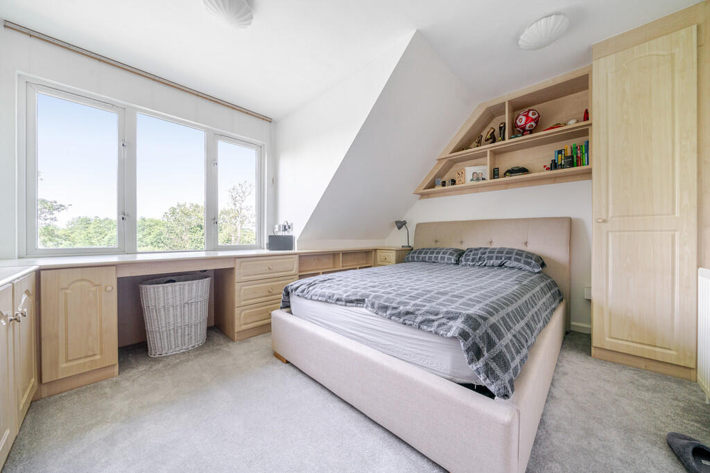 1310557-4-6855329...