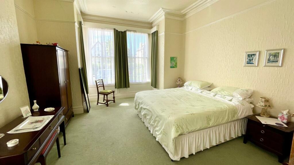 GROUND FLOOR BEDROOM 2