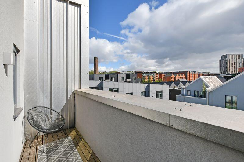 2nd Floor Terrace