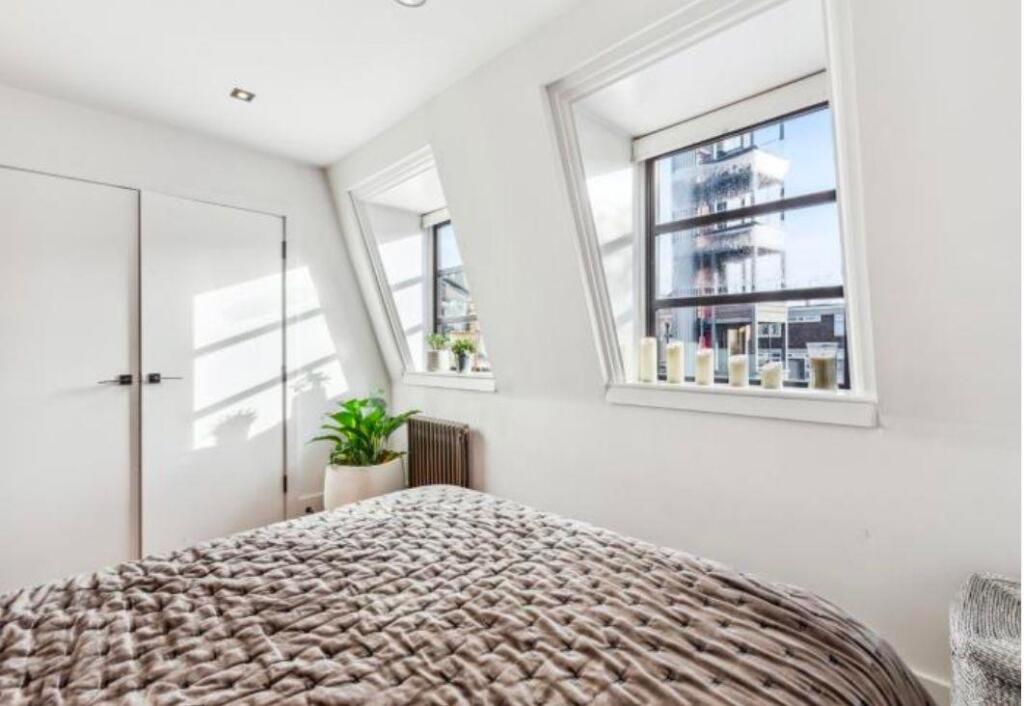 Bedroom.jpg