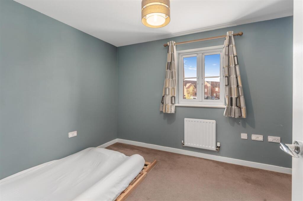 75 Bourton Road-18.jpg