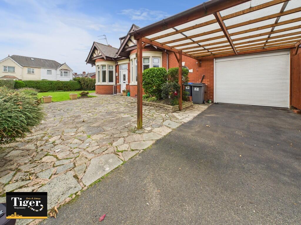 CAM02176G0-PR0727...