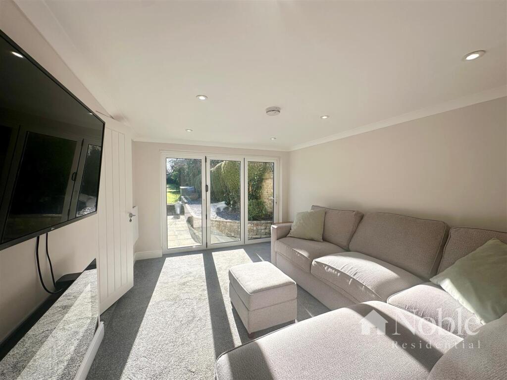 Reception Room (Annex)