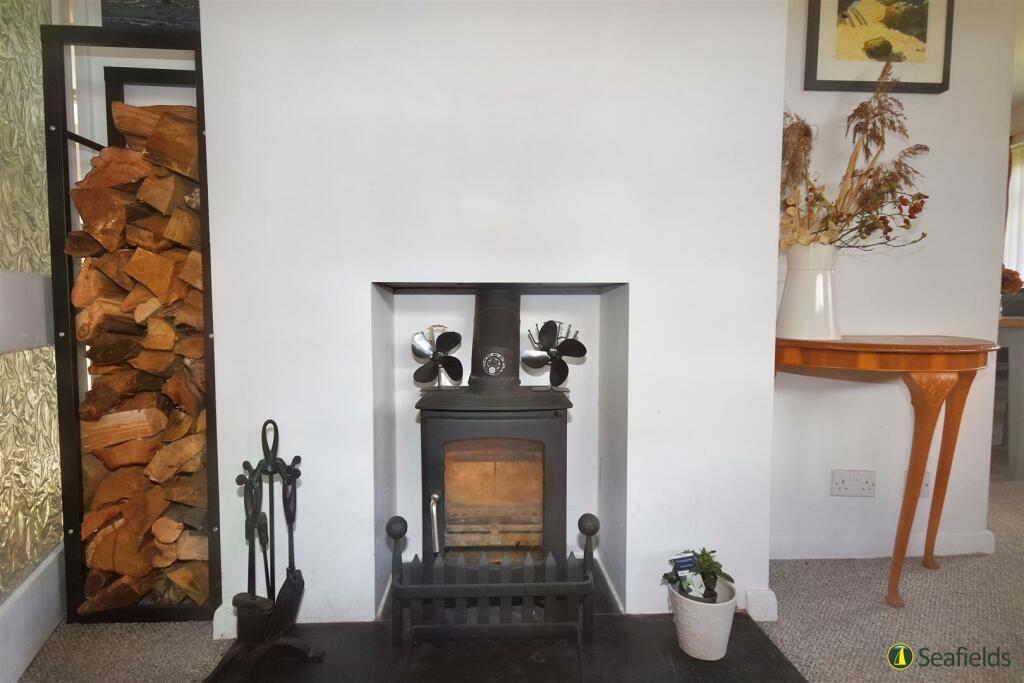 Log Burner.jpg