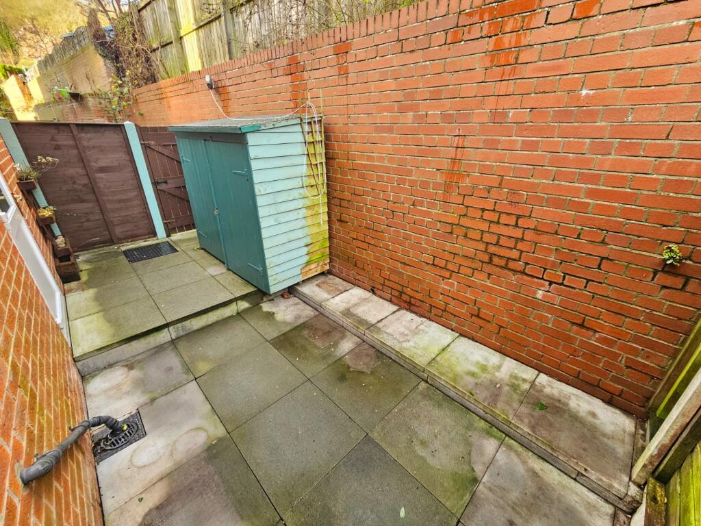 525c1e30-f481-4d9c-b9a7-dfd374bf36cf