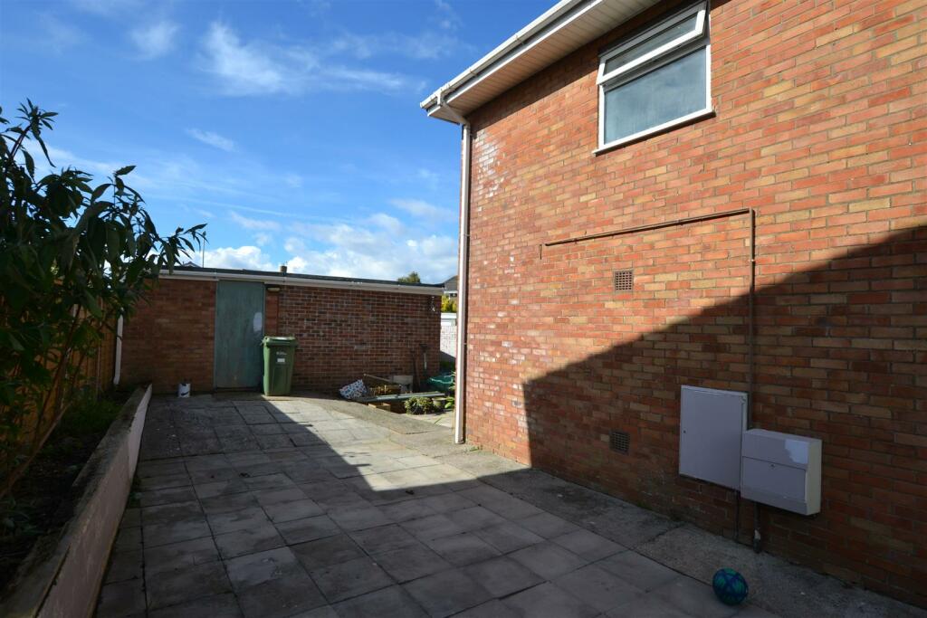 Side &amp; Rear Garden