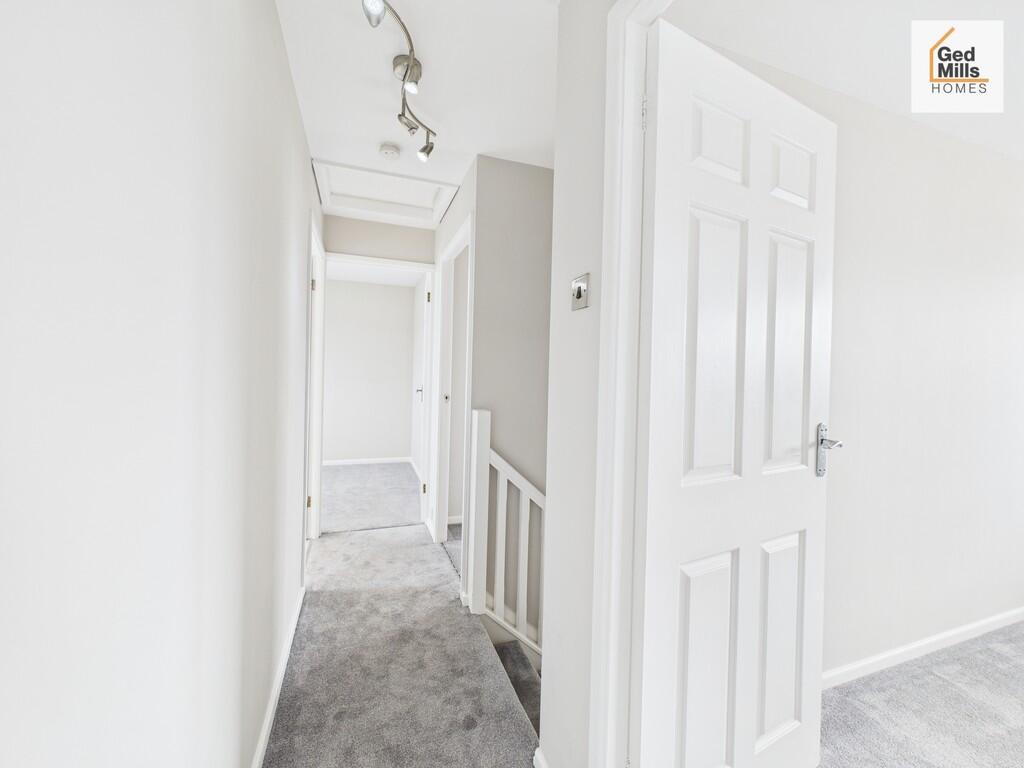 CAM04261G0-PR0094...