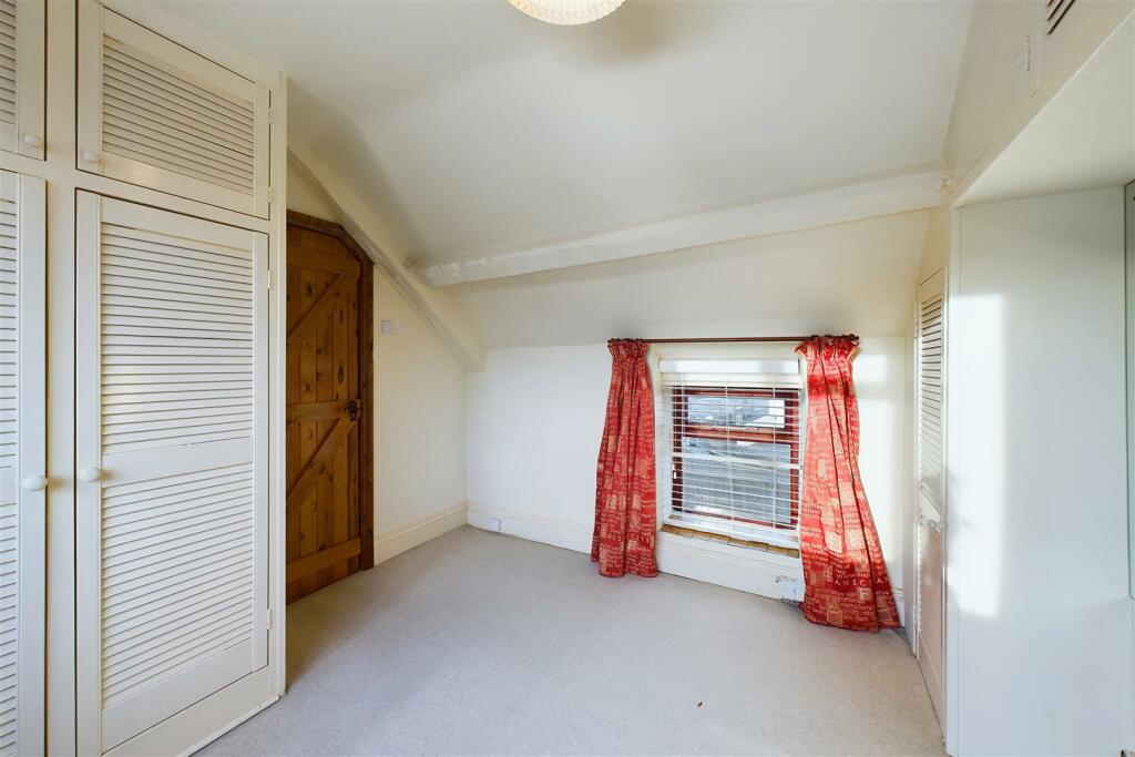 Chafra, The Common, Stoke Lodge, Patchway BS34 6AL