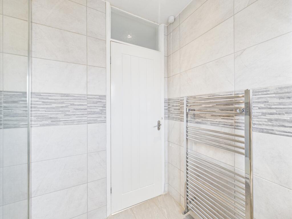 CAM04634G0-PR0043-STILL016