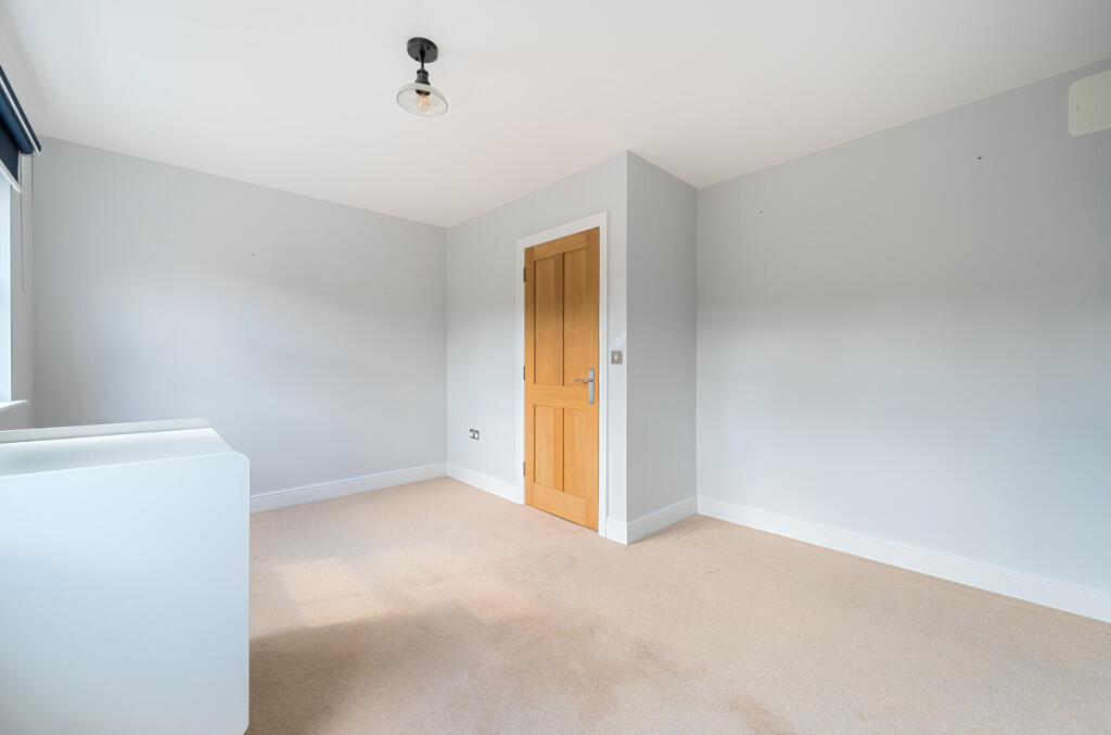 1303335-11-683d6f...