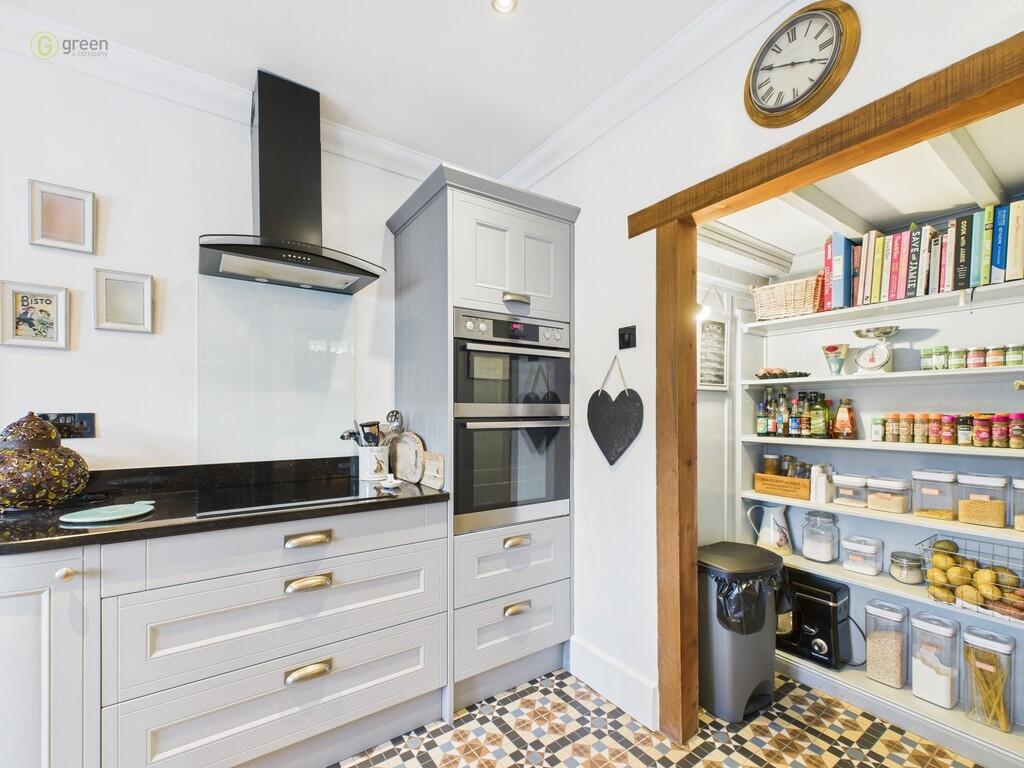 CAM03830G0-PR0128...