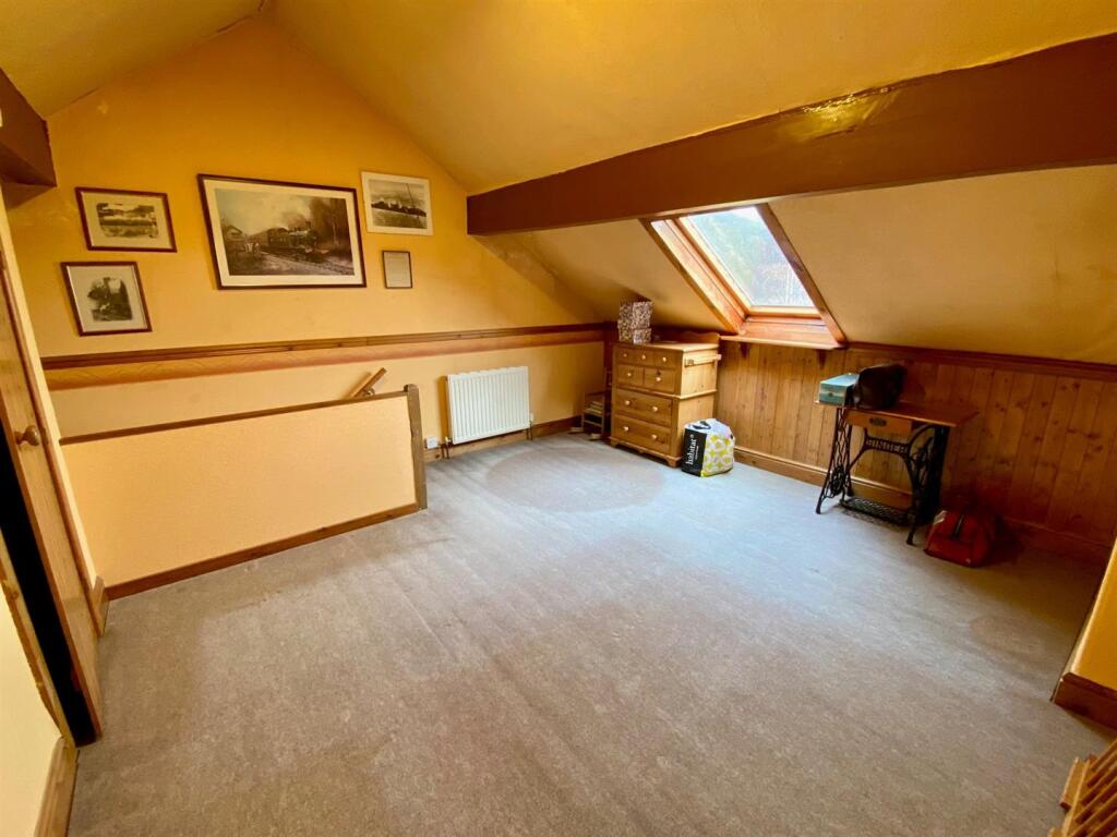 attic room.jpg