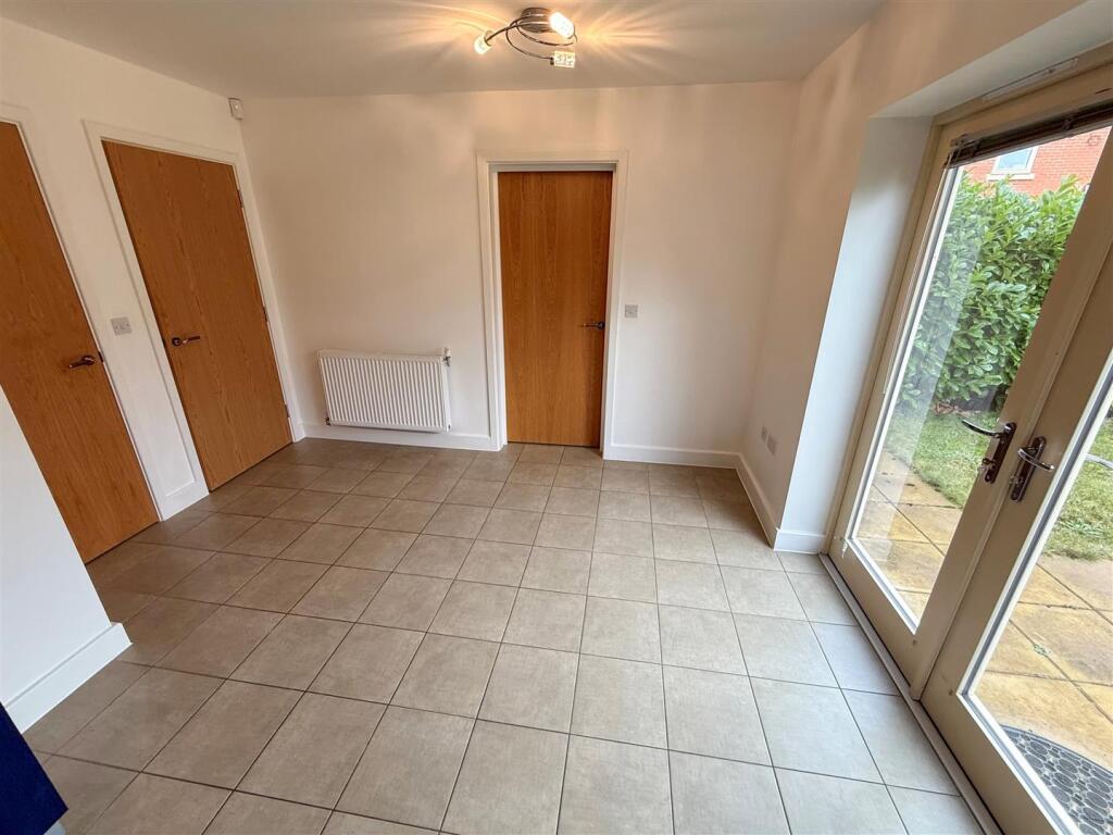 OPEN PLAN DINING KITCHEN