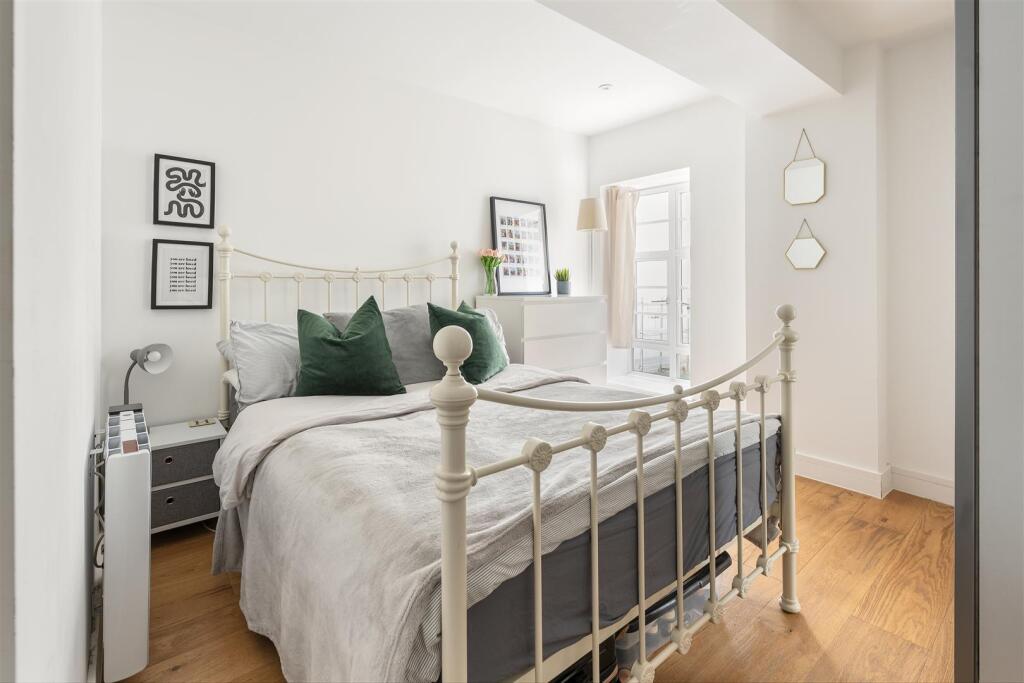 Bedroom-1.jpg