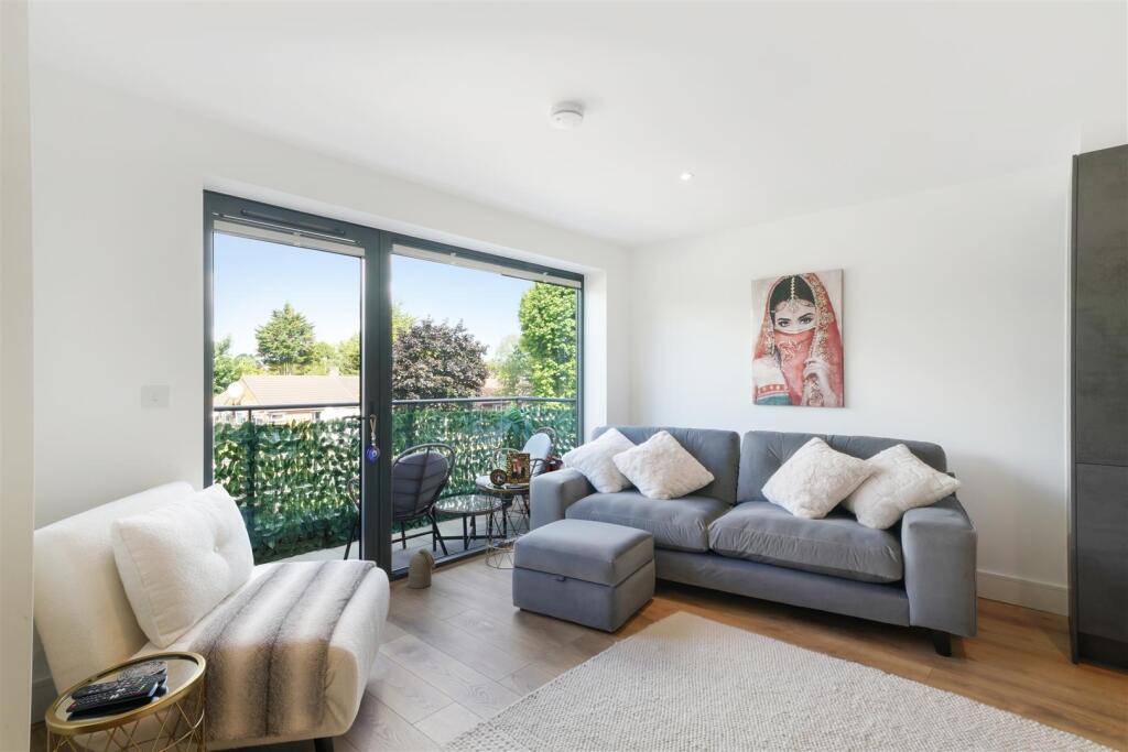 Flat 3, Treasure House - 5LkGnGn7HGFwaITCUv7l.jpg