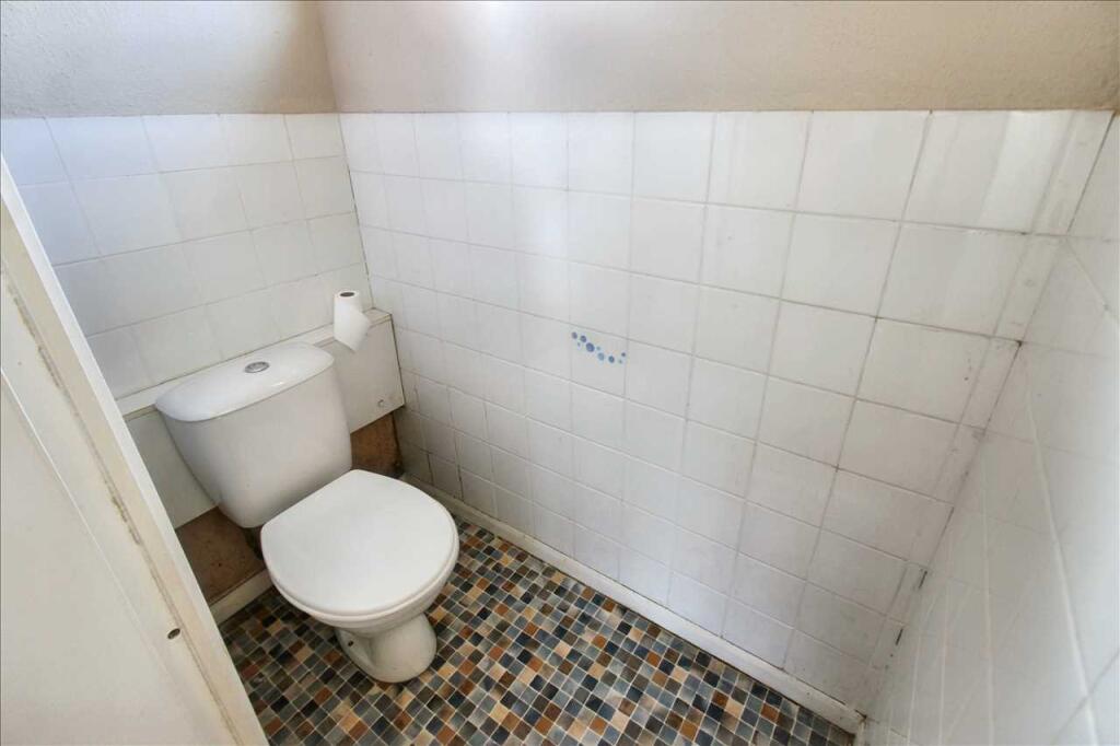 Separate WC