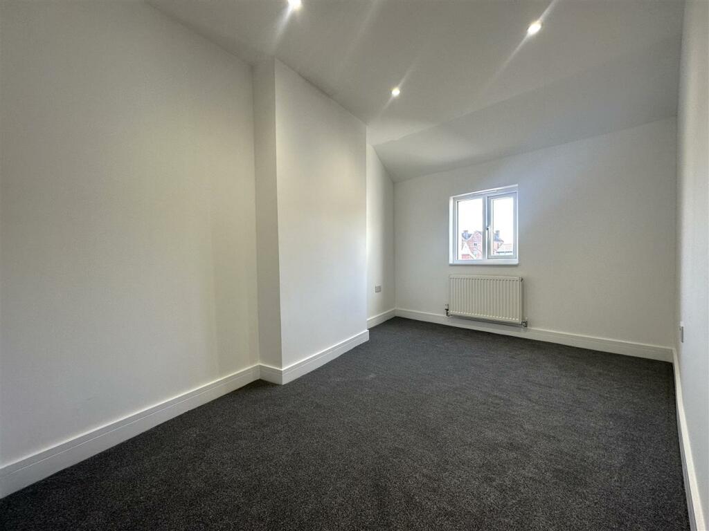 Bedroom 3.jpg
