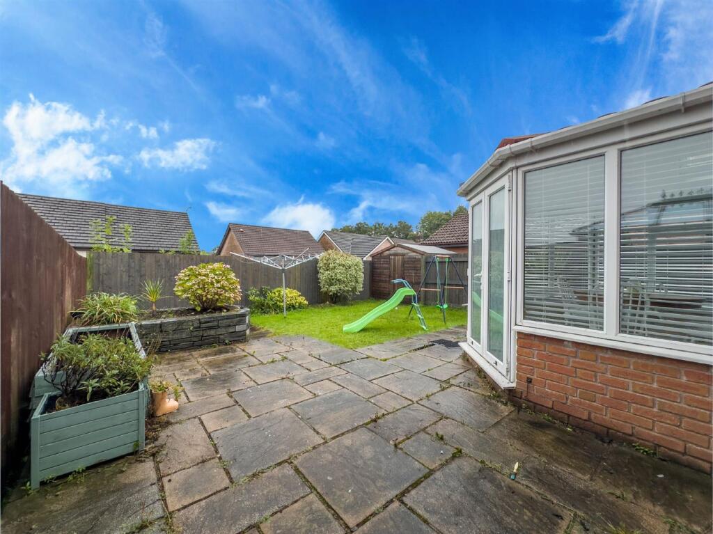 6 Tegfan Court 6.jpg