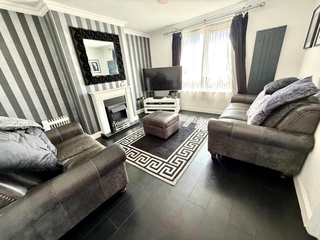 lounge 2.jpg