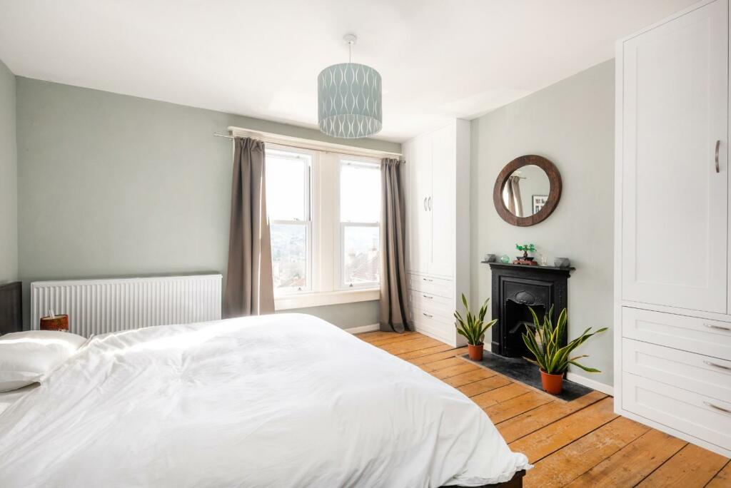 4 Pera Place, Bath, BA1 5NX-9.jpg