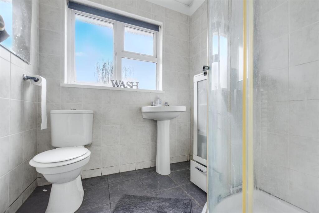 Bathroom.jpeg