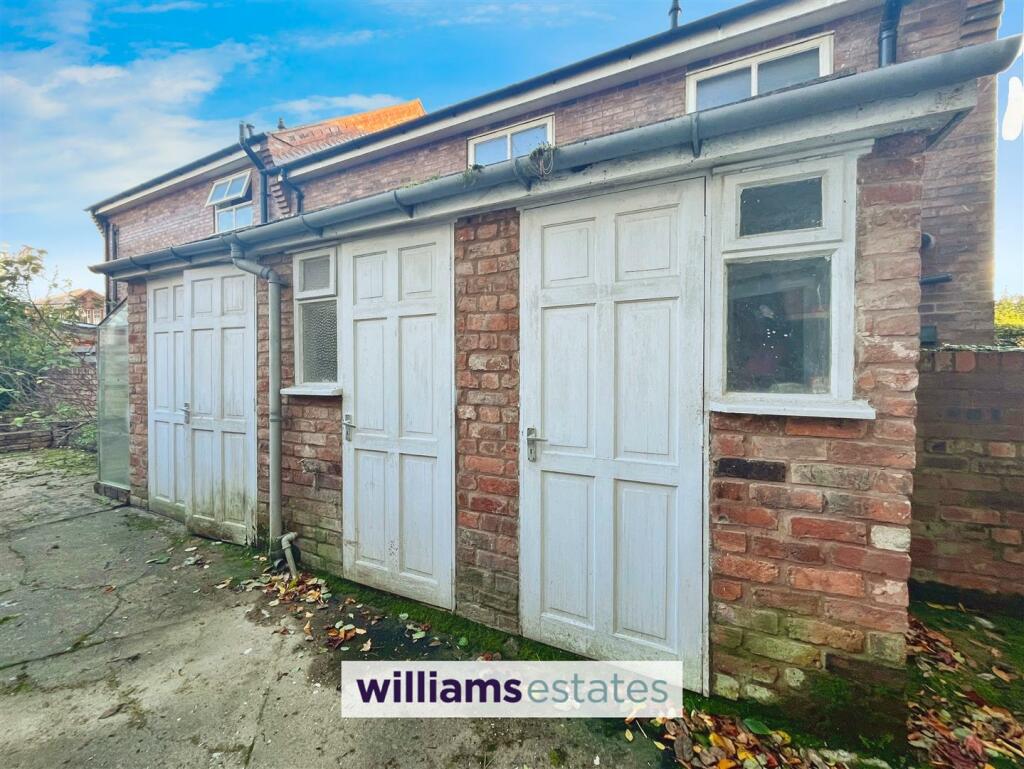 Outside W.C and Storage