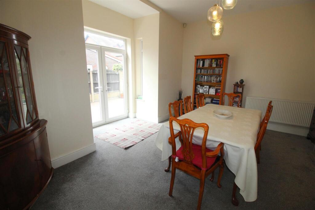 Lake Road, Reception Room Two.JPG