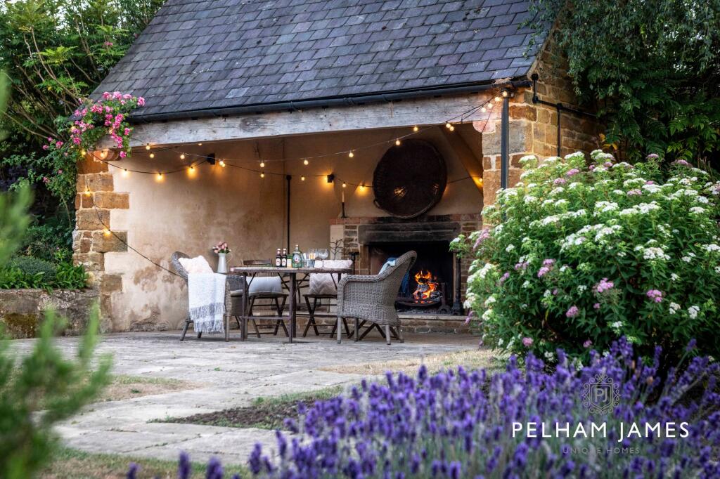 Open Barn, Lapwing House, Lyddington