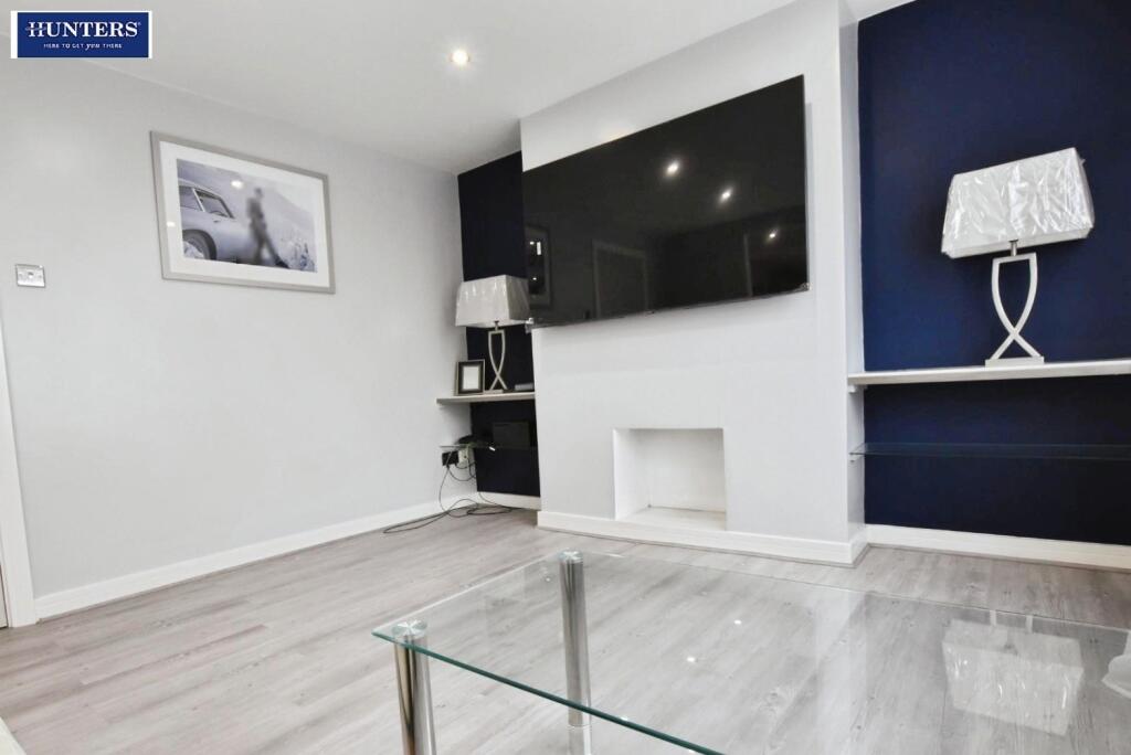 pbox-living_room-332091.JPG
