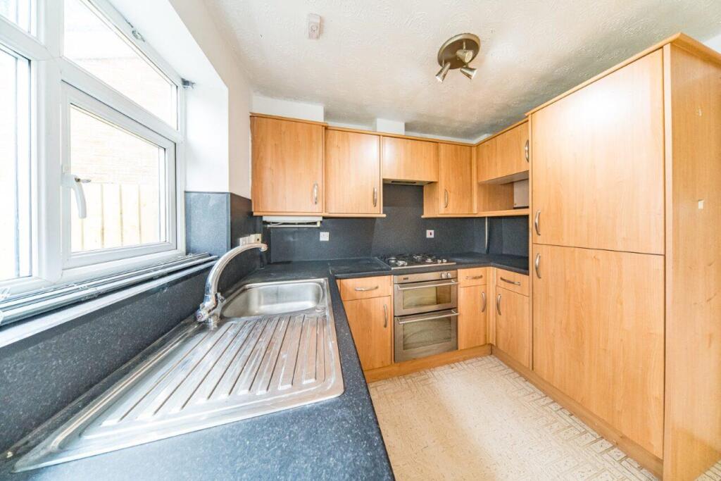 22 Berrywood Drive kitchen.jpg