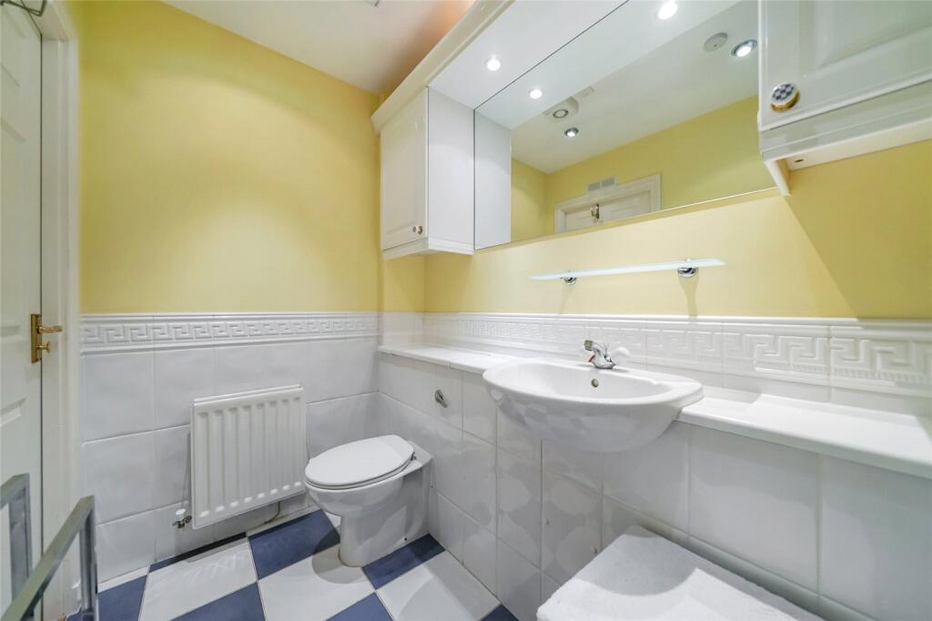 Ensuite Bathroom