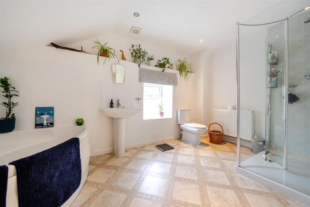 The Robin Hood House, Greens Norton (32).jpg