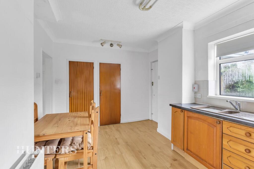 Dining kitchen