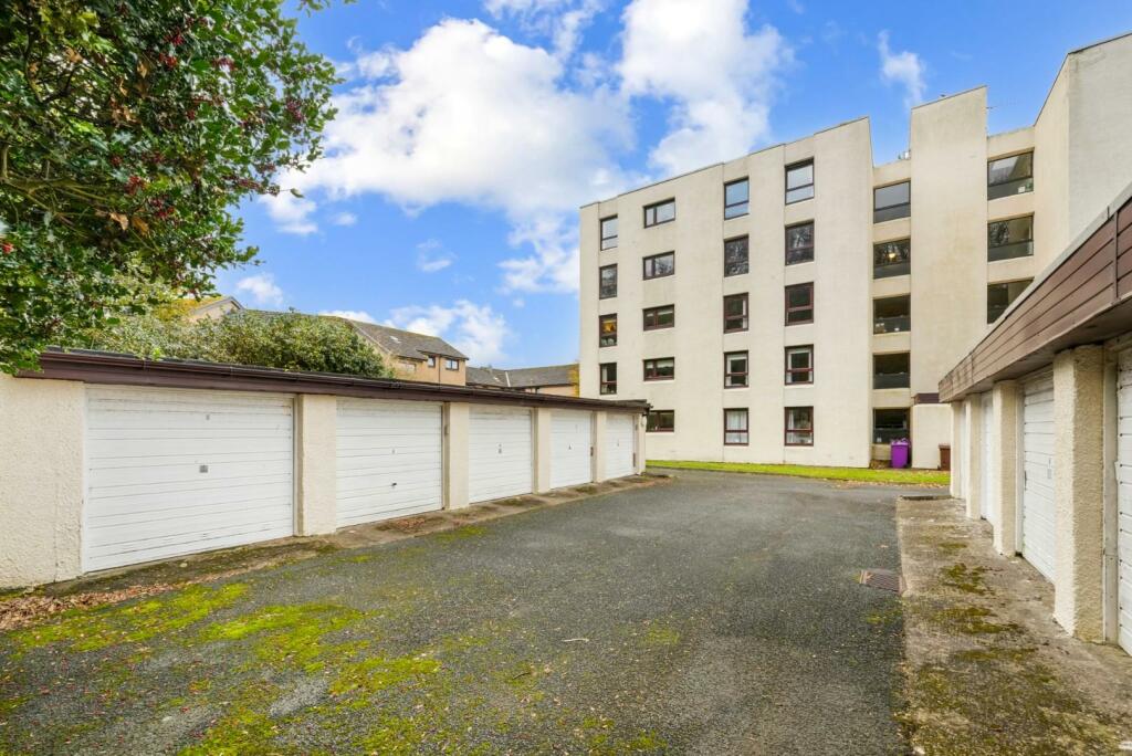 1d kirklands, largs 00004.jpg