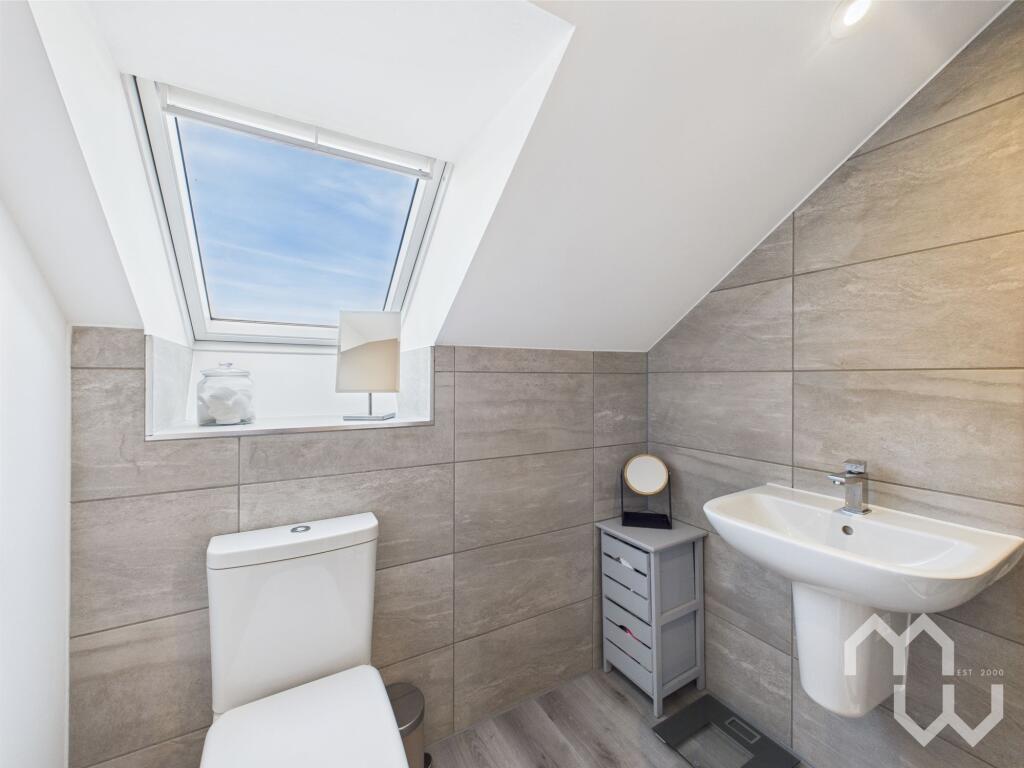 Second Floor En-Suite