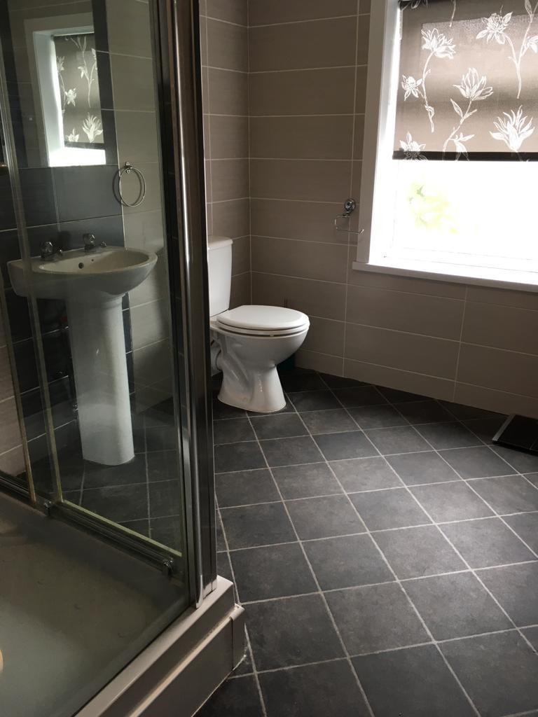 1) 11 Melbourne Street Bathroom 15.07.2020.jpg