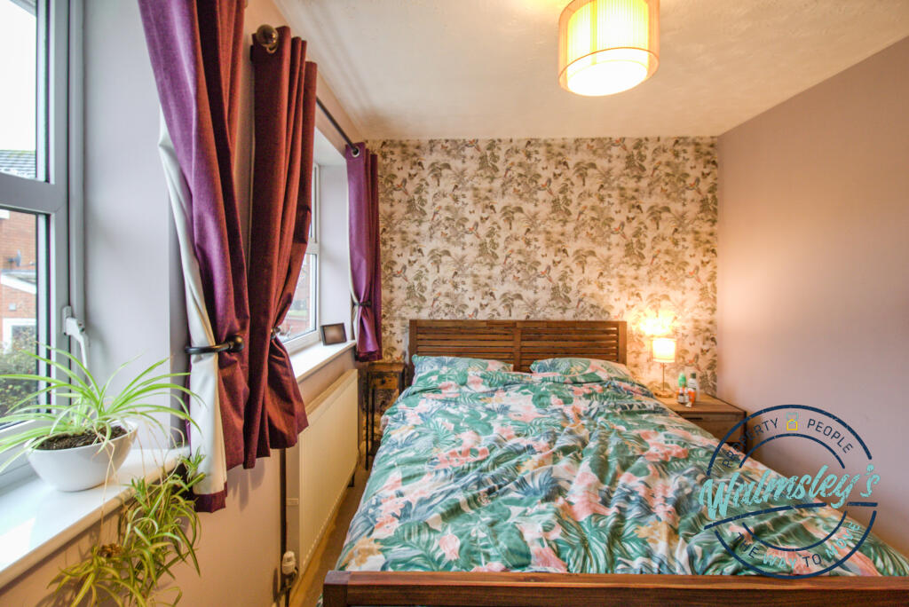 Rear bedroom