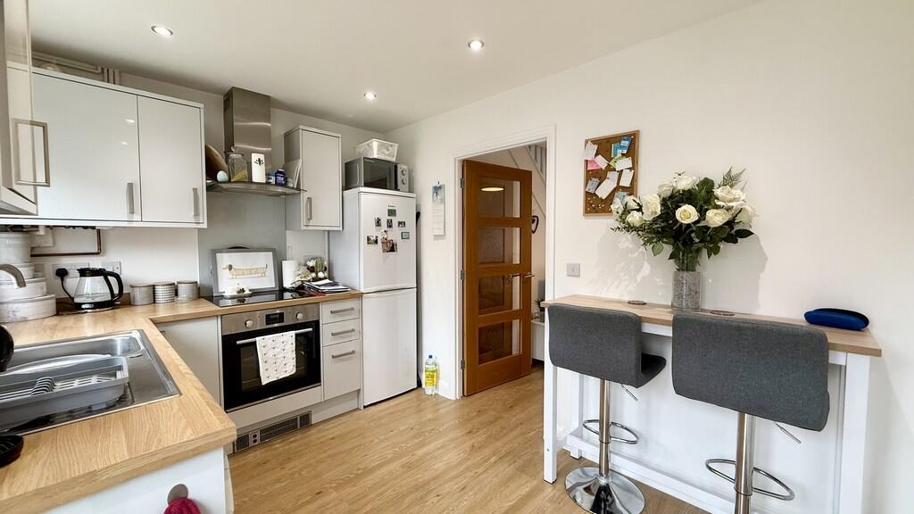 Kitchen/dining ro...