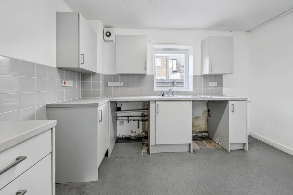 8 Thomas Street, Westerhope, Newcastle Upon Tyne, NE5 5JJ