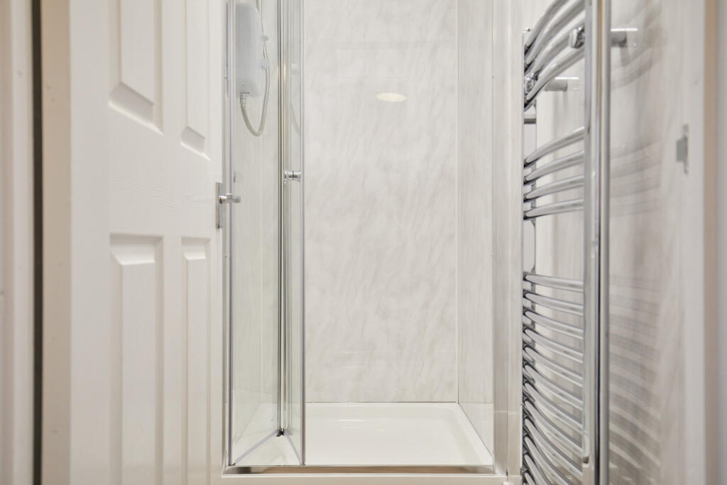 2 Barnesdale Road 30