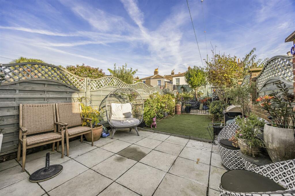 78 Farlington Road, Copnor-PorticoMarketing-SoldBy
