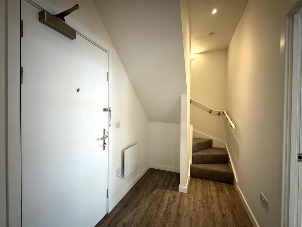 Hall.jpeg
