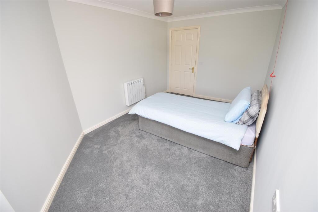 BEDROOM TWO (2).JPG