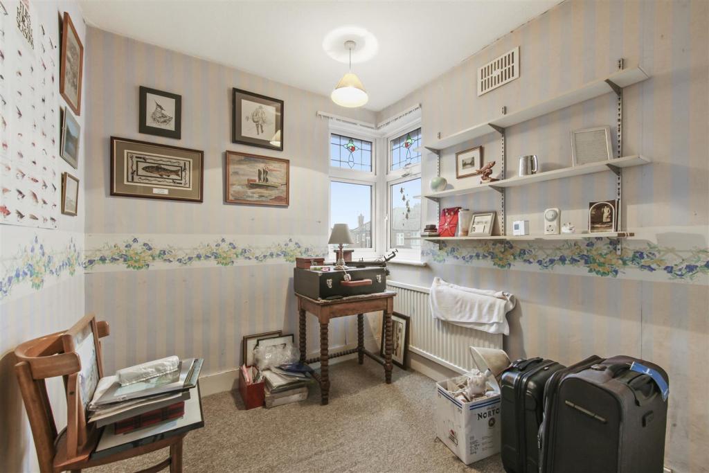 6 Pasture Close - fZ5GsBJ3ZteVPL8PvYez.jpg