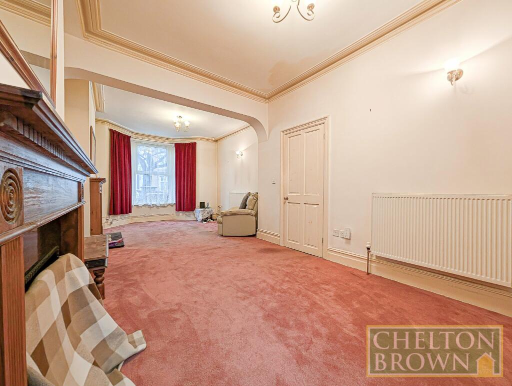 Living &amp; Dining Room