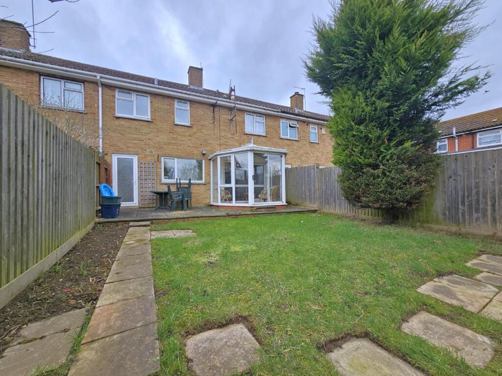 Rear Garden (2).jpg